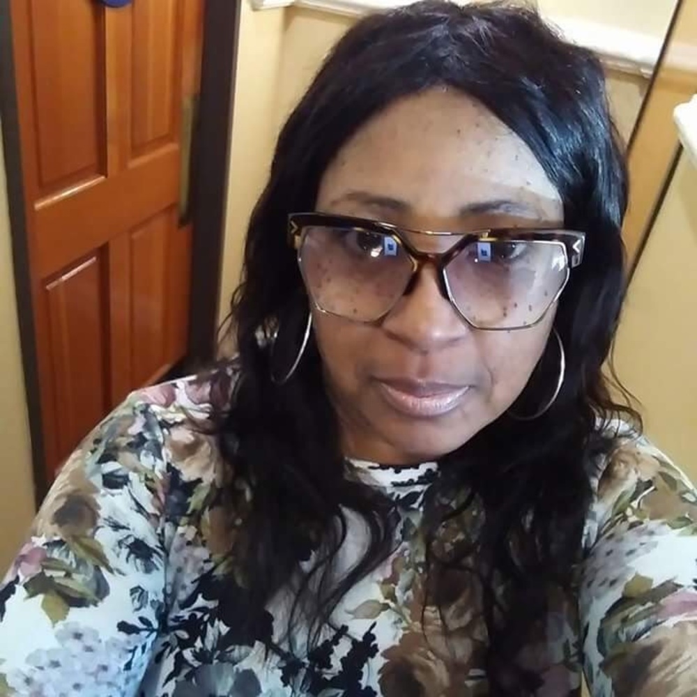 Meet your Posher, Tonyia